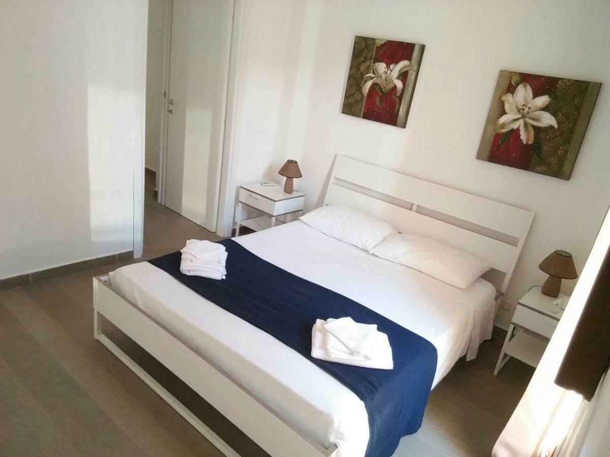 Le Amiche 2 Apartment Marina di Ragusa Bagian luar foto