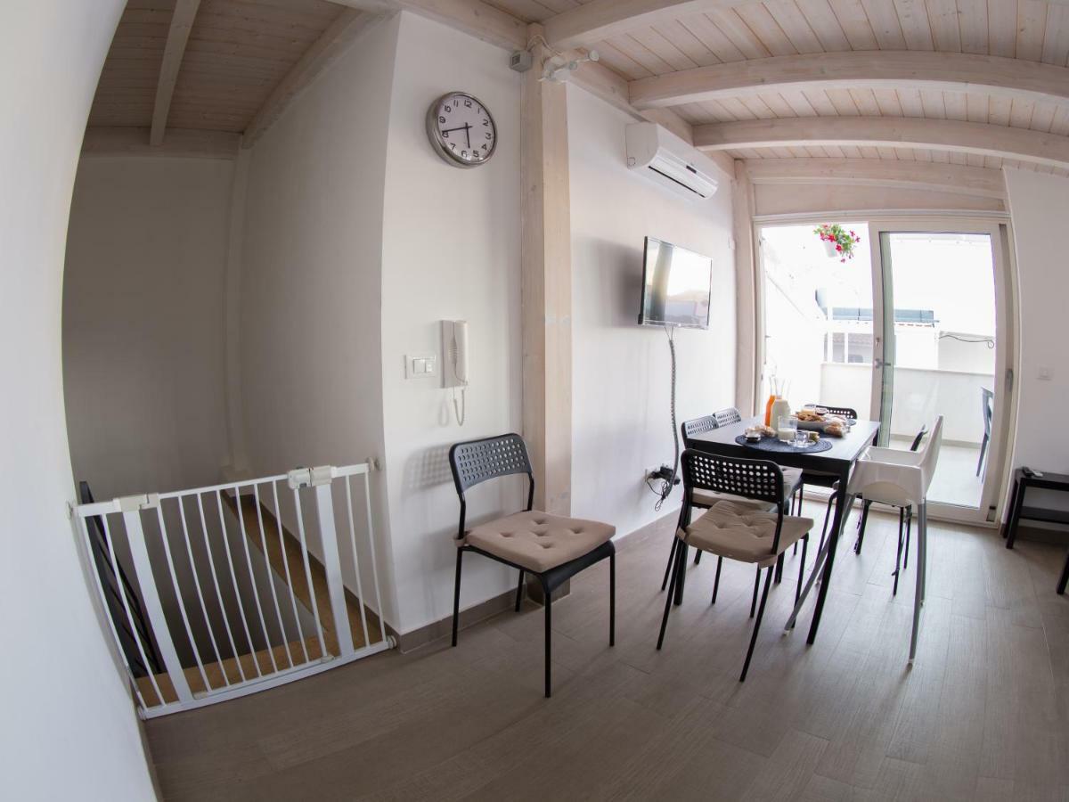 Le Amiche 2 Apartment Marina di Ragusa Bagian luar foto